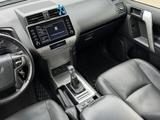 Toyota Land Cruiser Prado 2022 годаfor26 500 000 тг. в Астана – фото 2