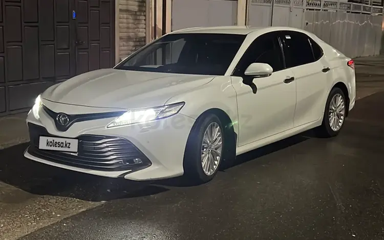 Toyota Camry 2018 годаfor12 500 000 тг. в Тараз