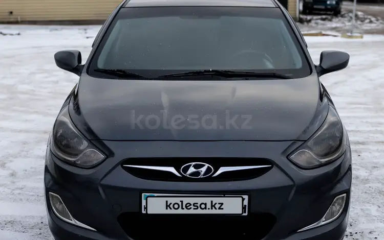 Hyundai Solaris 2012 годаfor3 500 000 тг. в Актобе