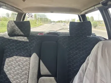 Volkswagen Passat 1993 года за 580 000 тг. в Алматы – фото 2