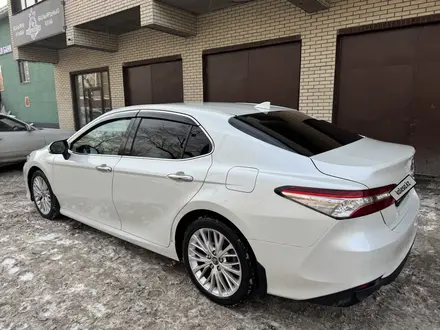 Toyota Camry 2019 года за 14 500 000 тг. в Алматы – фото 9