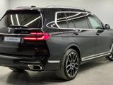 BMW X7 XDrive 40i 2023 года за 58 000 000 тг. в Алматы – фото 4