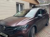 Volkswagen Viloran 2020 года за 16 000 000 тг. в Алматы – фото 3