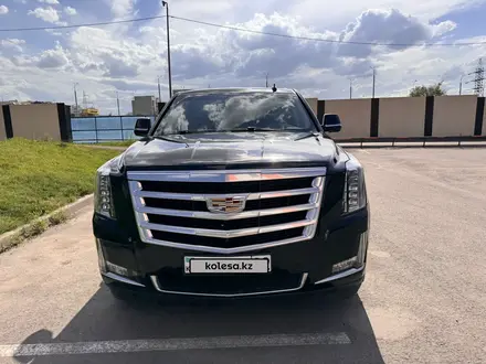 Cadillac Escalade 2018 года за 27 000 000 тг. в Алматы – фото 3