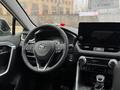 Toyota RAV4 Luxe+ 2025 годаүшін21 500 000 тг. в Актобе – фото 14