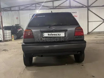 Volkswagen Golf 1993 года за 900 000 тг. в Кокшетау – фото 4