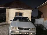 Volkswagen Passat 1995 годаүшін1 600 000 тг. в Алматы – фото 3