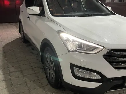 Hyundai Santa Fe 2013 годаүшін8 000 000 тг. в Караганда – фото 11