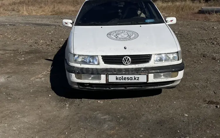 Volkswagen Passat 1994 годаүшін1 800 000 тг. в Шахтинск