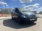 Mercedes-Benz Viano 2009 года за 10 500 000 тг. в Астана – фото 3