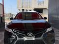 Toyota Camry 2018 года за 8 800 000 тг. в Шымкент – фото 19