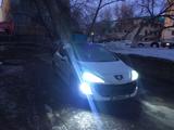 Peugeot 308 2010 года за 2 500 000 тг. в Актобе – фото 2