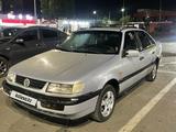 Volkswagen Passat 1995 годаfor1 600 000 тг. в Темиртау