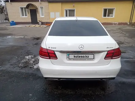 Mercedes-Benz E 300 2014 года за 12 500 000 тг. в Петропавловск – фото 2