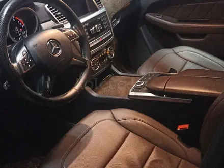 Mercedes-Benz GL 400 2015 года за 23 000 000 тг. в Караганда – фото 33