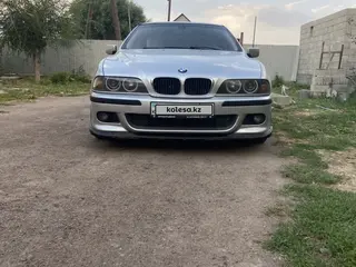 BMW 528