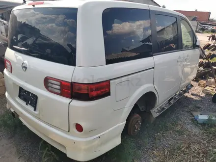 Nissan Lafesta запчасти по кузову за 1 000 тг. в Актобе – фото 5