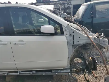 Nissan Lafesta запчасти по кузову за 1 000 тг. в Актобе – фото 6