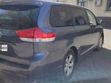 Toyota Sienna 2011 года за 7 200 000 тг. в Атырау – фото 3