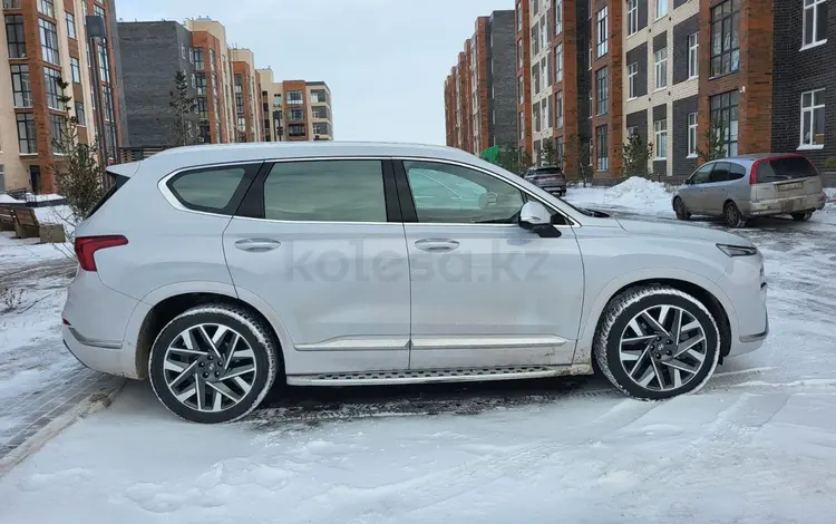 Hyundai Santa Fe 2022 года за 16 990 000 тг. в Караганда