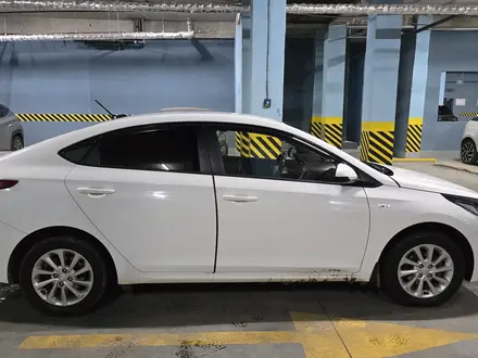 Hyundai Accent 2019 года за 7 200 000 тг. в Алматы – фото 3