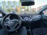 Hyundai Accent 2022 года за 7 900 000 тг. в Актобе – фото 5