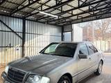 Mercedes-Benz C 200 1995 года за 2 750 000 тг. в Алматы