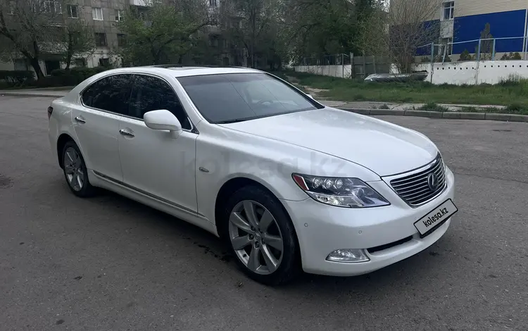 Lexus LS 600h 2008 года за 8 800 000 тг. в Тараз