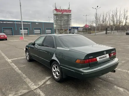 Toyota Camry 1998 года за 2 800 000 тг. в Усть-Каменогорск – фото 8