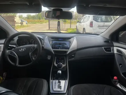 Hyundai Elantra 2013 года за 5 000 000 тг. в Уральск – фото 12