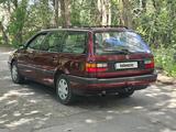 Volkswagen Passat 1993 годаfor2 750 000 тг. в Семей – фото 5