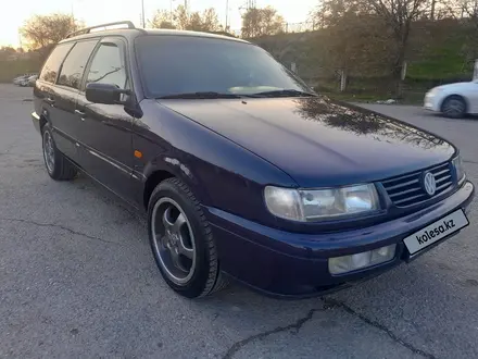 Volkswagen Passat 1996 года за 3 000 000 тг. в Шымкент – фото 21