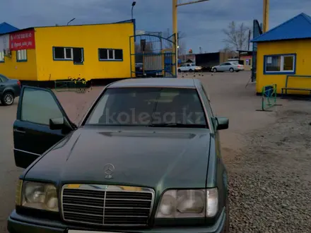 Mercedes-Benz E 280 1994 года за 2 700 000 тг. в Усть-Каменогорск