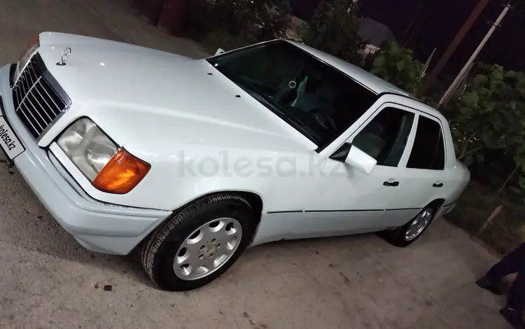 Mercedes-Benz E 260 1993 годаүшін2 500 000 тг. в Шолаккорган