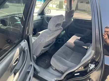 Honda CR-V 1998 года за 3 100 000 тг. в Алматы – фото 10