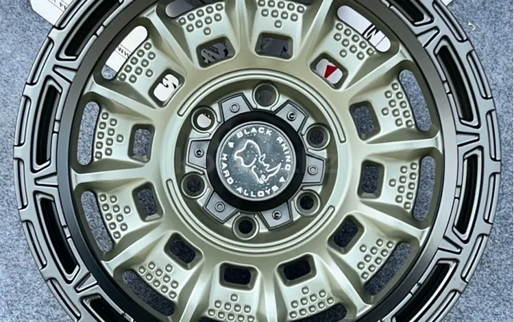 Диски R17 9J 6x139, 7 ET0 ЦО110 GREEN + black lip polish за 320 000 тг. в Алматы