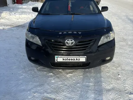 Toyota Camry 2007 года за 3 800 000 тг. в Актобе