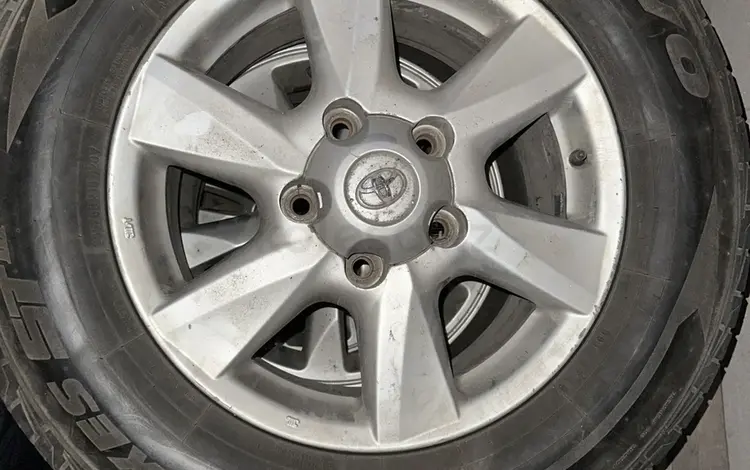 Диски с резиной Toyo за 200 000 тг. в Астана