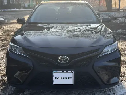 Toyota Camry 2020 года за 11 000 000 тг. в Актобе – фото 16