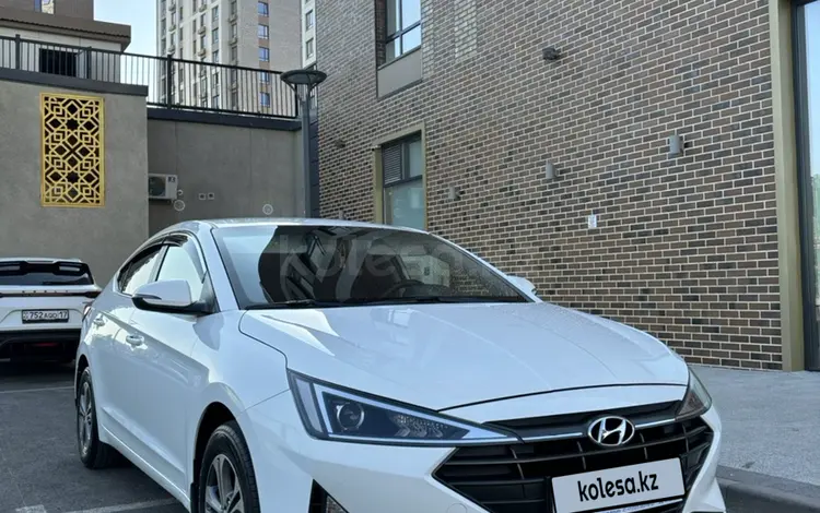 Hyundai Elantra 2020 годаүшін8 500 000 тг. в Шымкент