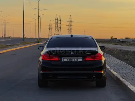 BMW 530 2017 года за 14 400 000 тг. в Астана – фото 2