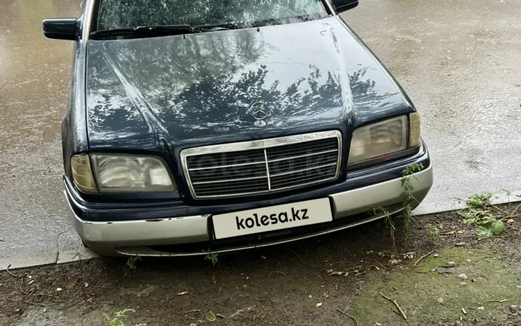 Mercedes-Benz C 200 1994 годаfor1 300 000 тг. в Павлодар