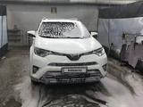 Toyota RAV4 2018 года за 12 200 000 тг. в Кулан – фото 4