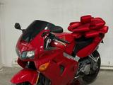 Honda  VFR 800 2000 годаүшін2 300 000 тг. в Караганда