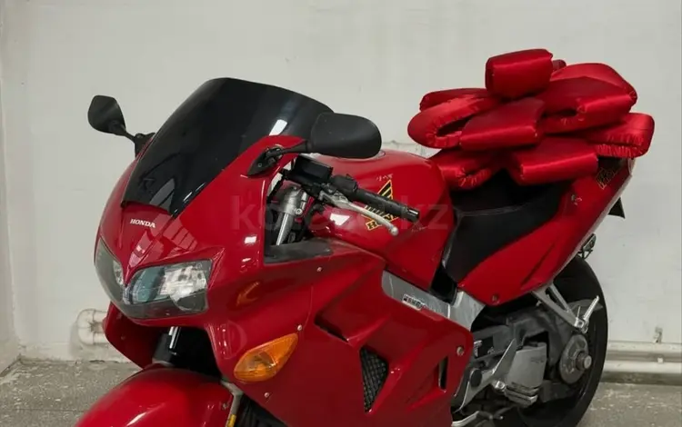 Honda  VFR 800 2000 года за 2 300 000 тг. в Караганда