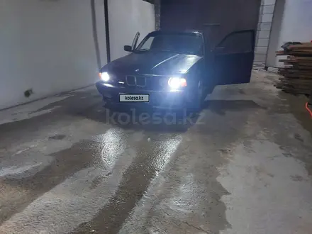 BMW 520 1990 года за 1 200 000 тг. в Шымкент – фото 3