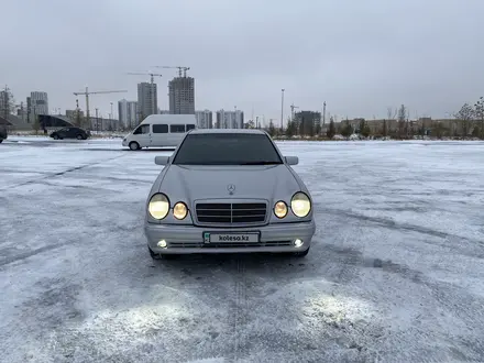 Mercedes-Benz E 280 1997 года за 3 500 000 тг. в Астана