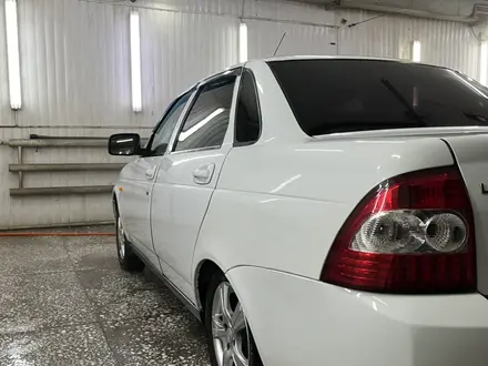 ВАЗ (Lada) Priora 2170 2014 года за 2 150 000 тг. в Рудный – фото 2