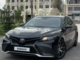 Toyota Camry 2022 года за 15 200 000 тг. в Тараз