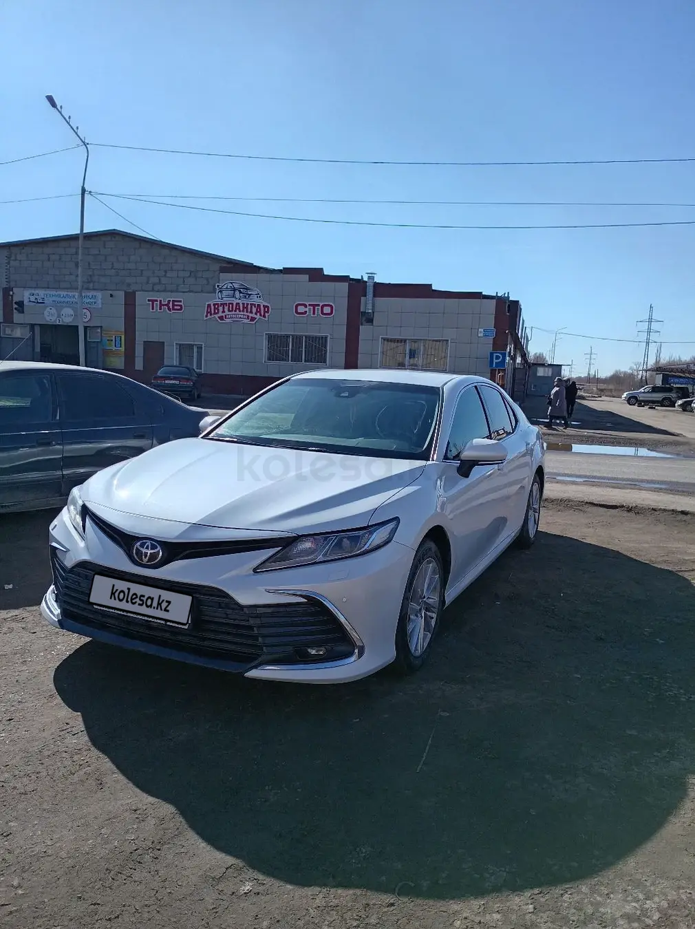 Toyota Camry, 2023